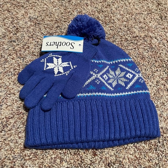 Boys Soothers Winter Hat and Gloves Set - Picture 1 of 1